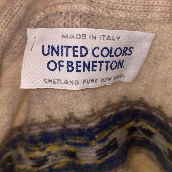 Vintage Wool Benetton button down sweater with leather buttons, Italian made - Picture 2 of 7